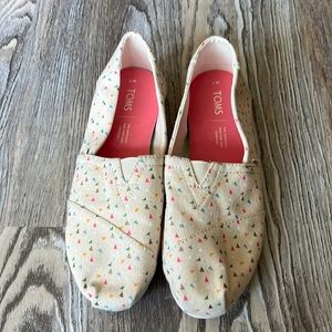 Confetti Toms
